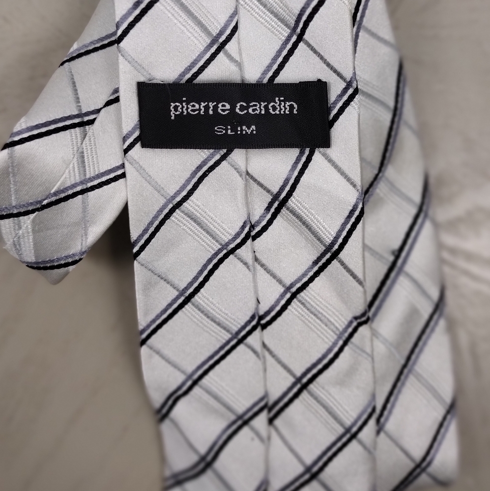 Pierre Cardin Slim Tie - Picture 2 of 4